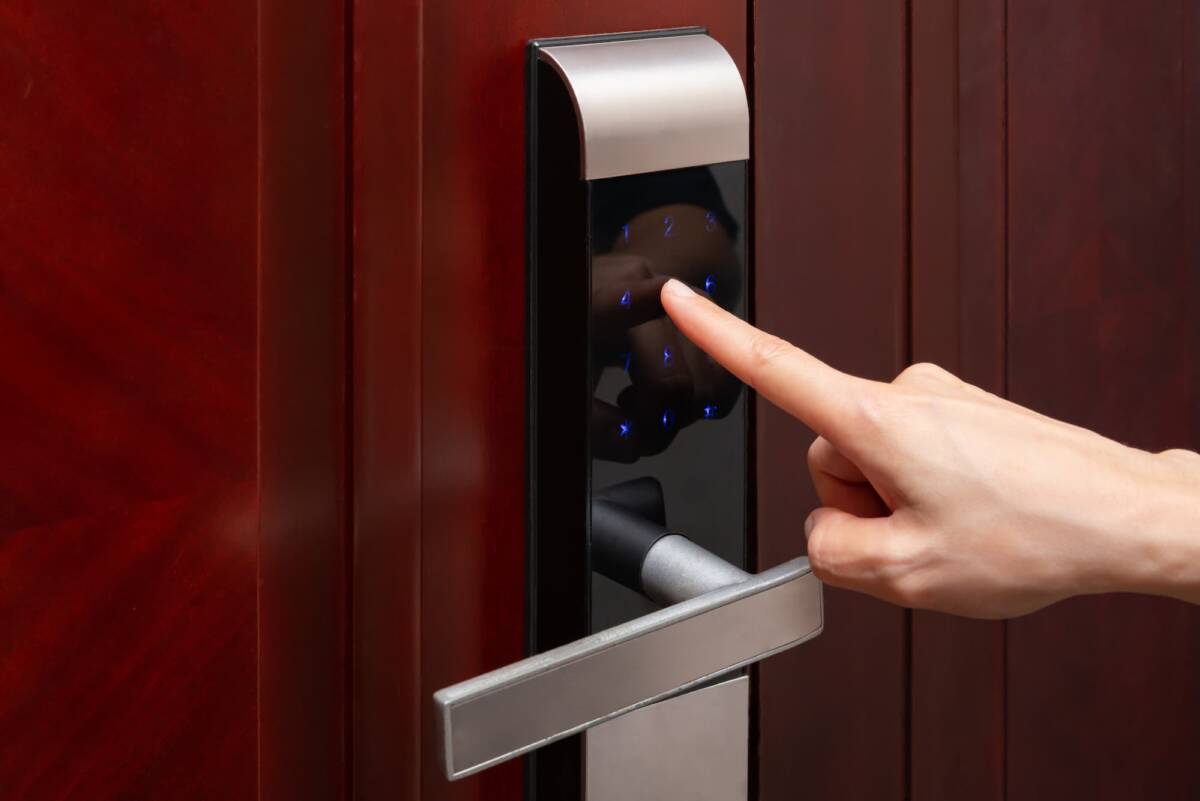 Serrure connect&eacute;e ou biom&eacute;trique : est-ce vraiment utile sur une porte d&rsquo;entr&eacute;e ? Schiltigheim